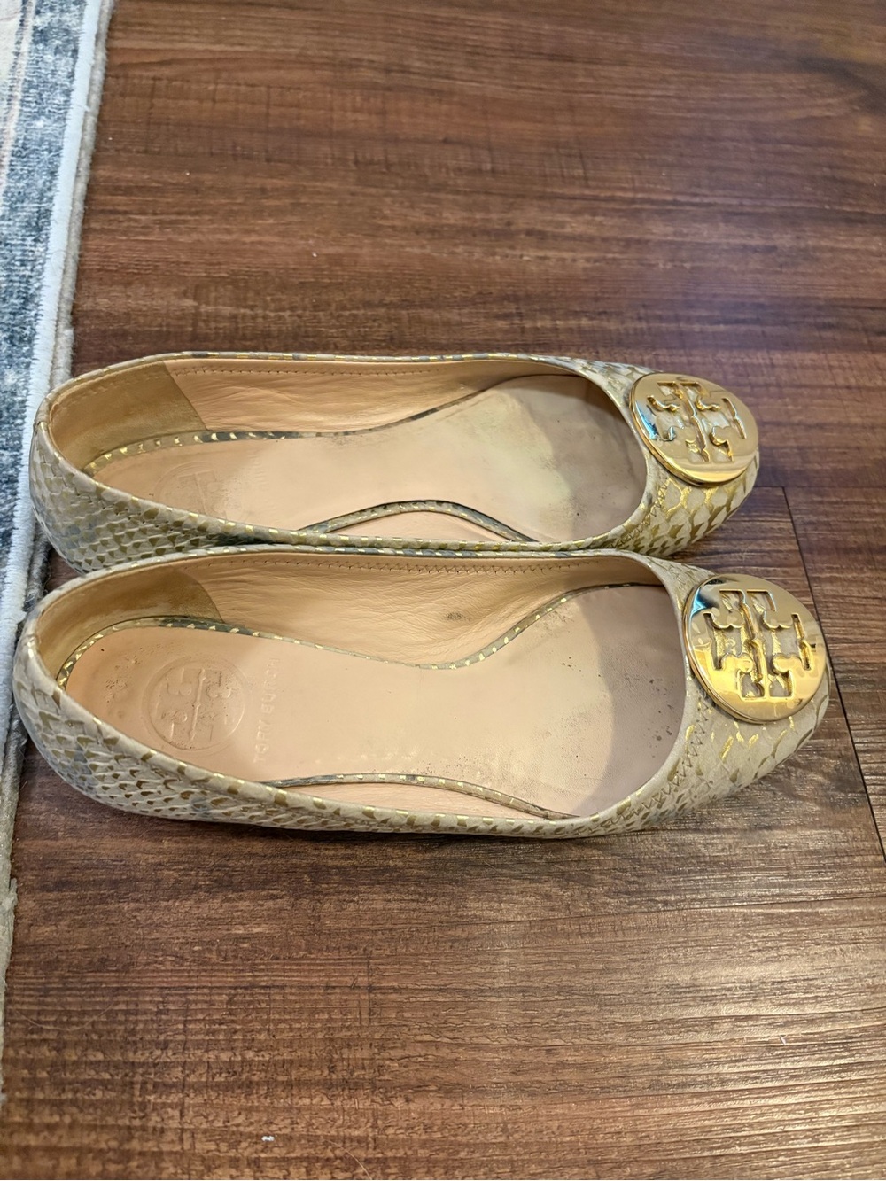 Tory Burch Metallic Gold Python-Embossed Logo Ballet Flats size 8